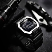 ساعت مچی مردانه کاسیو G-SHOCK مدل GBX-100-1 3