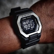 ساعت مچی مردانه کاسیو G-SHOCK مدل GBX-100-1 2
