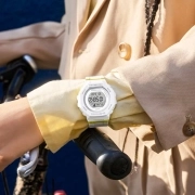 ساعت مچی زنانه کاسیو G-SHOCK مدل GMD-B300SC-7DR 2