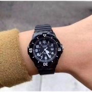 ساعت مچی زنانه کاسیو POP مدل LRW-200H-1B 2